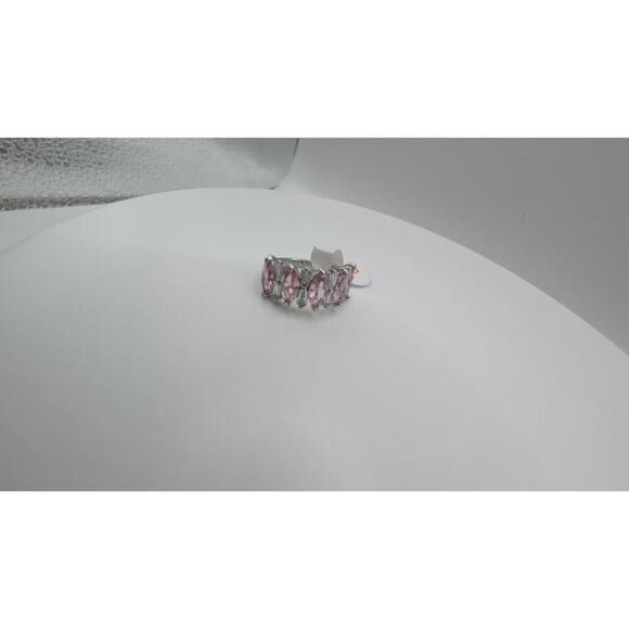 Silver Tone Ring with Pink Gemstones, Size 6 - Picture 5 of 8